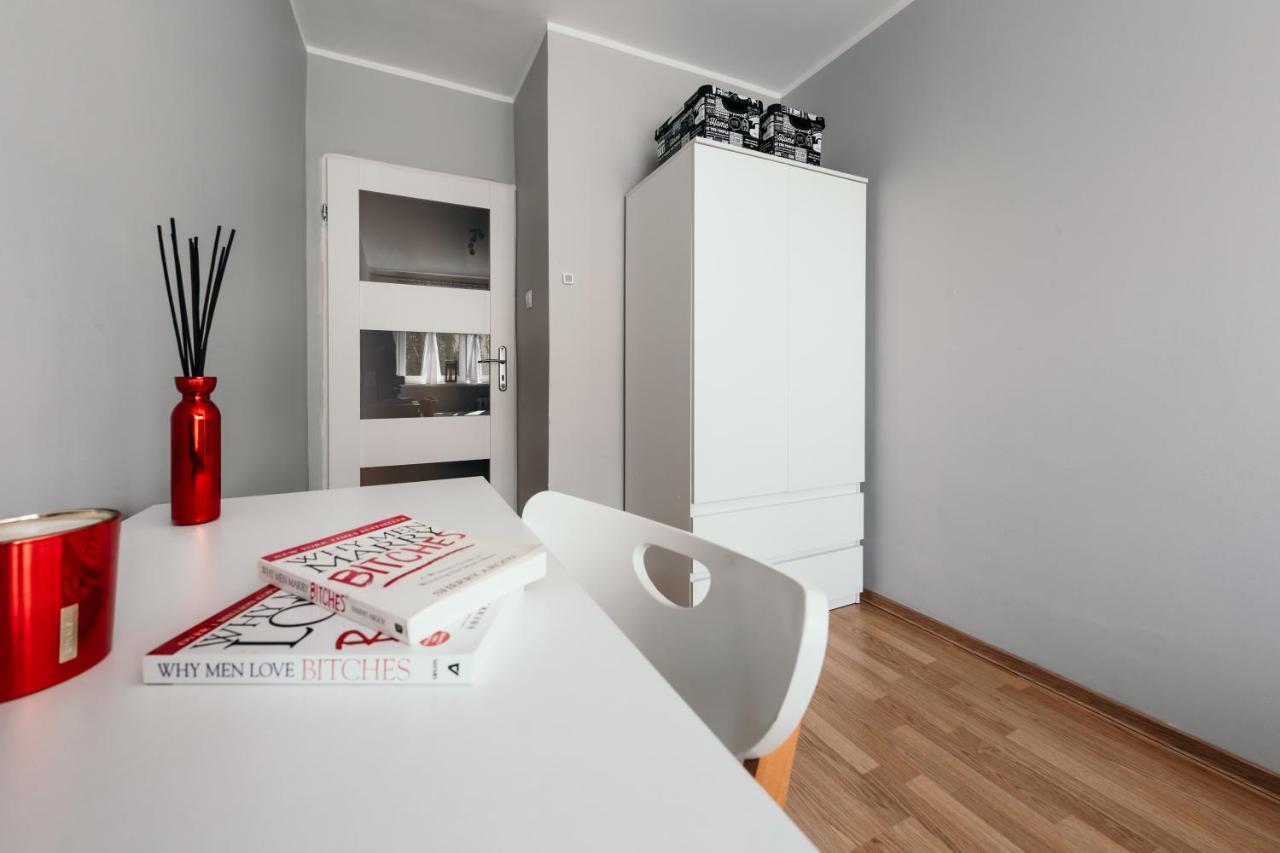 Spacious 3 Bedroom Apartament Near Olivia Business Center Danzica Esterno foto